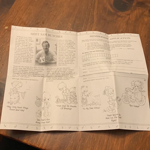 Precious Moments"Sharing the Good New Together"1991"Symbol of Membership"Figure - Picture 14 of 16